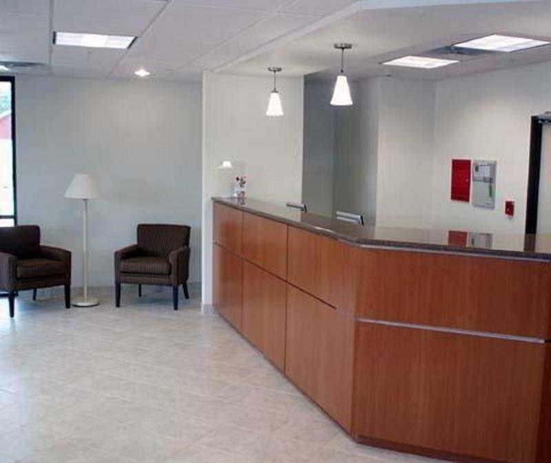 Econo Lodge Inn & Suites Fairgrounds Де-Мойн Интерьер фото