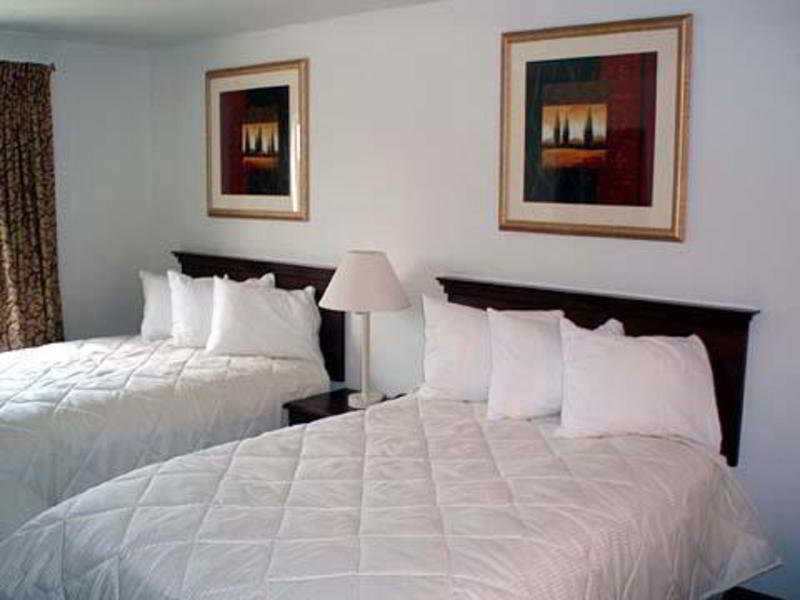 Econo Lodge Inn & Suites Fairgrounds Де-Мойн Экстерьер фото